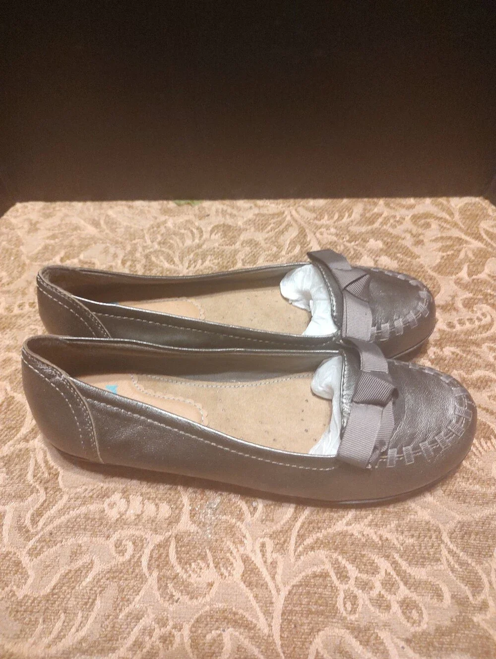 🌹🩶🌹Adorable Dark Pewter Metallic Leather & Grosgrain Ribbon Flats - 7.5M